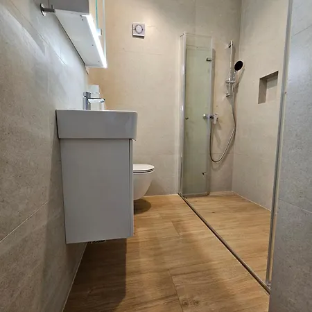 Istrian Blue Pearl * Valbandon