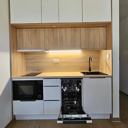 Istrian Blue Pearl *